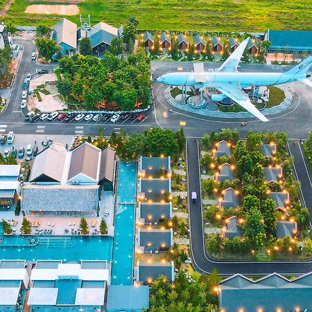 See Stars & Forest Resort Amphoe Sawang Daen Din Екстериор снимка